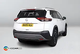 Used 2025 Nissan X-Trail N-Connecta White - Interior and Exterior details 9