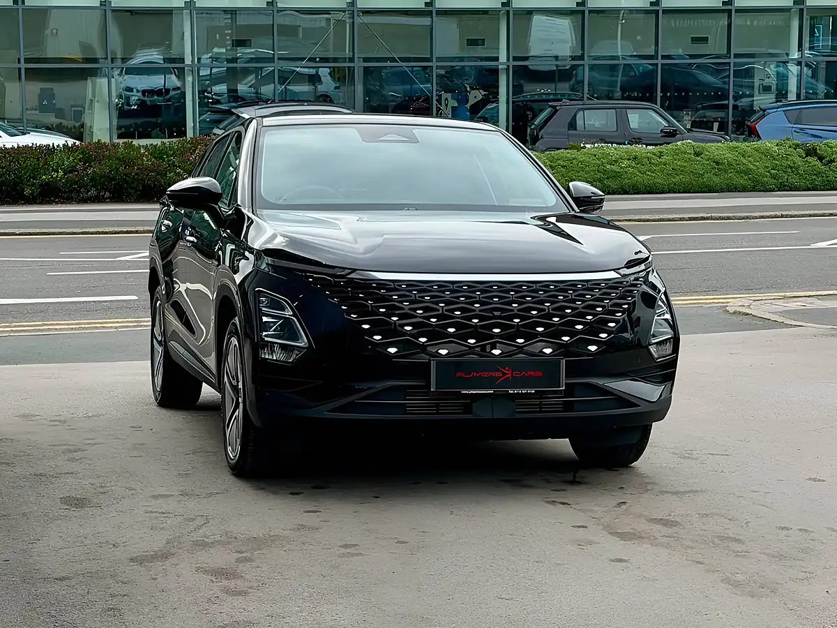 Used 2025 Omoda 5 Noble Black - Interior and Exterior details 3