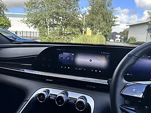 Used 2025 Omoda 9 Noble Black - Interior and Exterior details 10