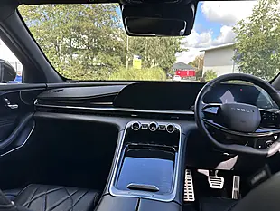 Used 2025 Omoda 9 Noble Black - Interior and Exterior details 8