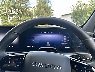 Used 2025 Omoda 9 Noble Black - Interior and Exterior details 9