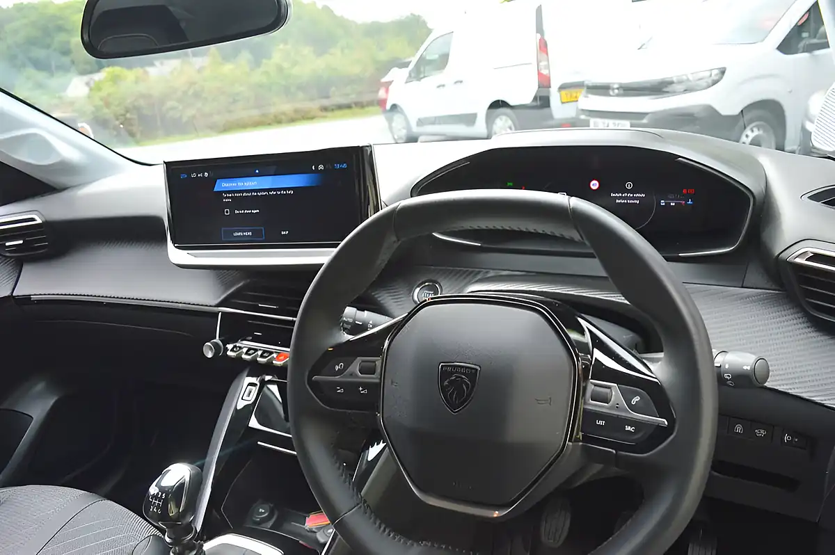 Used 2025 Peugeot 208 Allure Cumulus Grey - Interior and Exterior details 15