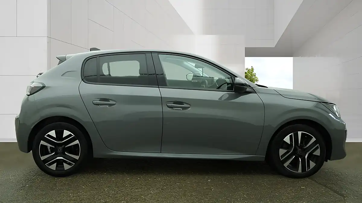 Used 2025 Peugeot 208 Allure Grey - Interior and Exterior details 8