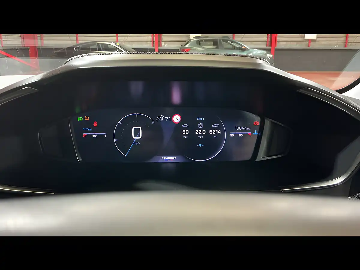 Used 2025 Peugeot 208 Allure Selenium Grey - Interior and Exterior details 10