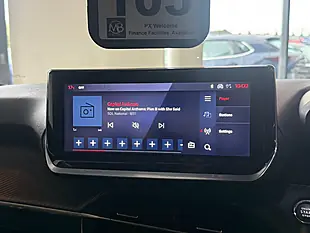 Used 2025 Peugeot 208 Allure White - Interior and Exterior details 16