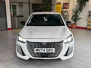 Used 2025 Peugeot 208 Allure White - Interior and Exterior details 3
