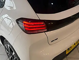 Used 2025 Peugeot 208 Allure White - Interior and Exterior details 7