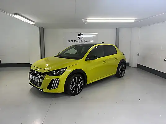 2025 Peugeot 208 GT 1.2 e-DSC6