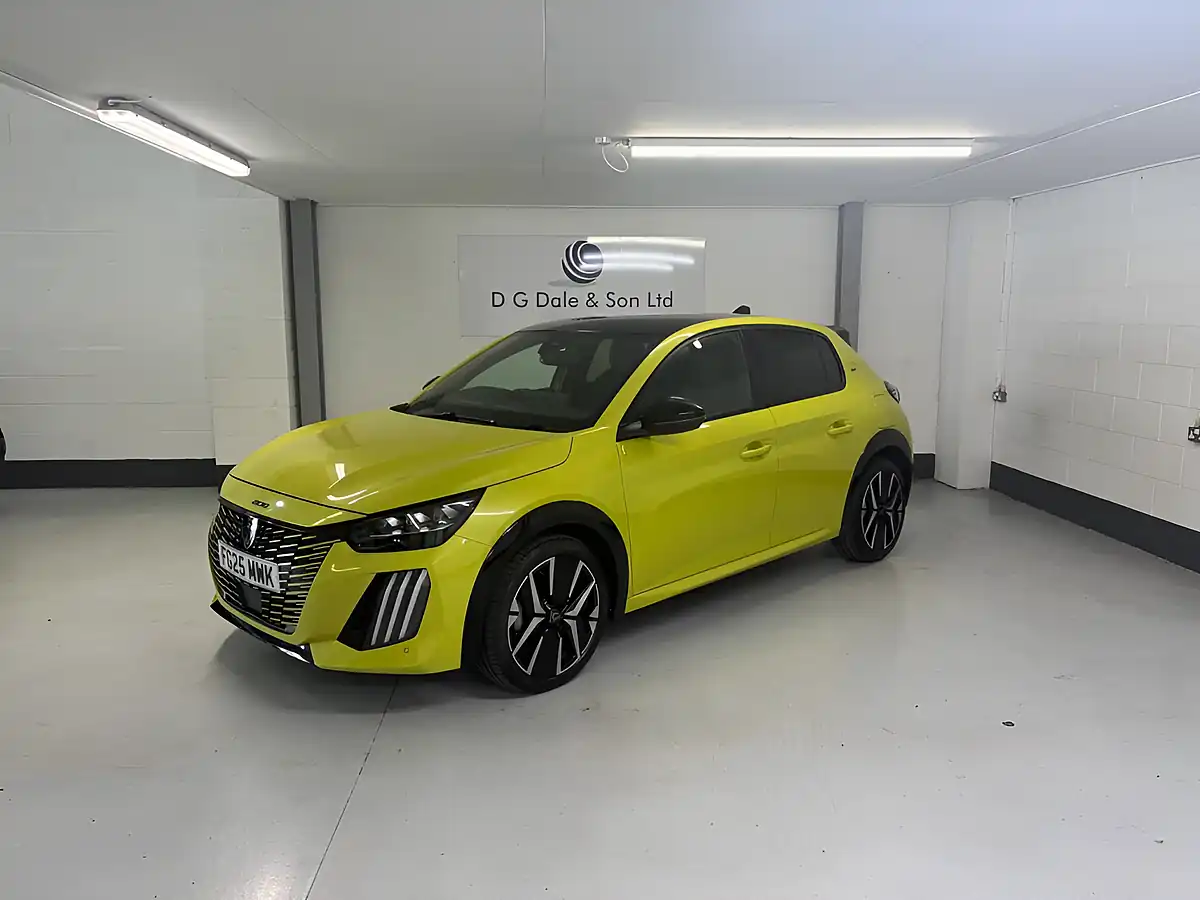 Used 2025 Peugeot 208 GT Yellow - Front View
