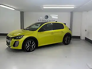 Used 2025 Peugeot 208 GT Yellow - Interior and Exterior details 6