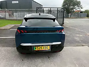 Used 2025 Peugeot 3008 GT Blue - Interior and Exterior details 13