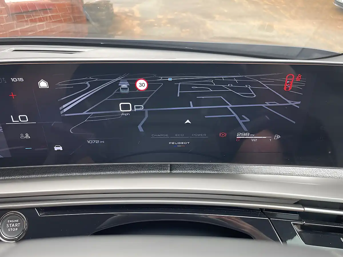 Used 2025 Peugeot 3008 GT Grey - Interior and Exterior details 11