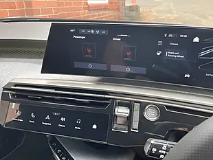 Used 2025 Peugeot 3008 GT Grey - Interior and Exterior details 13