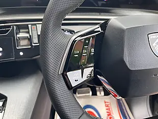 Used 2025 Peugeot 3008 GT Grey - Interior and Exterior details 16