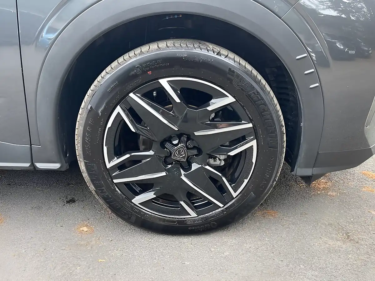 Used 2025 Peugeot 3008 GT Grey - Interior and Exterior details 2