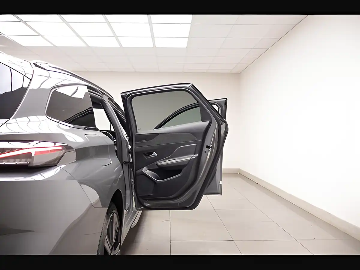 Used 2025 Peugeot 308 GT Selenium Grey - Interior and Exterior details 19