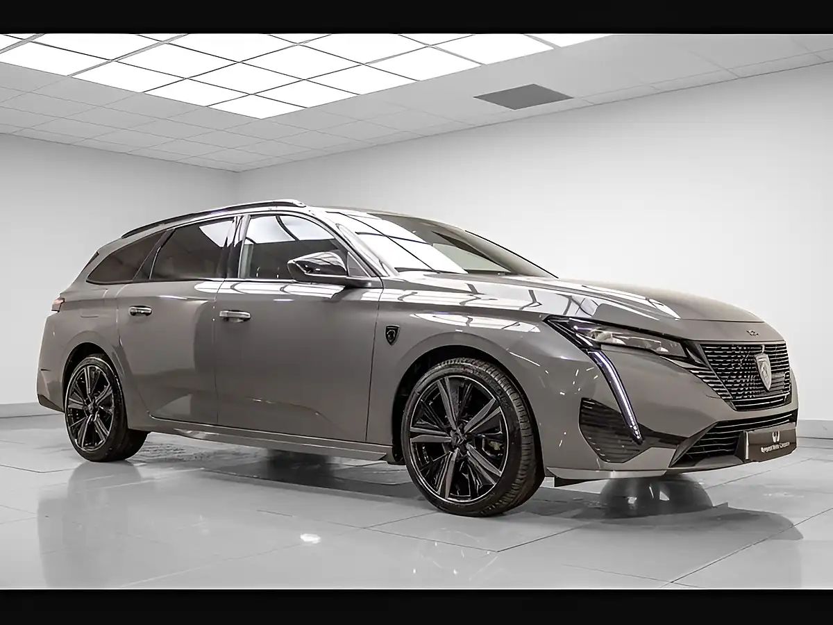 Used 2025 Peugeot 308 GT Selenium Grey - Interior and Exterior details 3