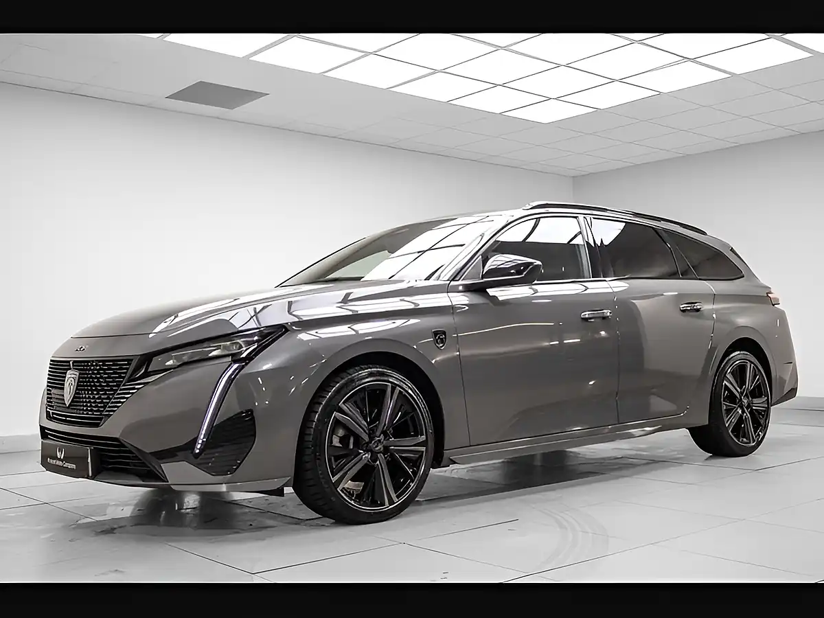 Used 2025 Peugeot 308 GT Selenium Grey - Interior and Exterior details 5