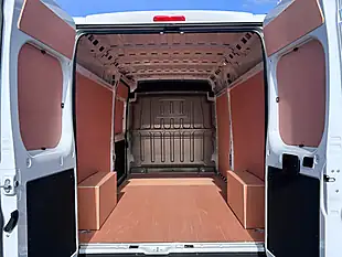 Used 2025 Peugeot Boxer 335 Professional White - Interior and Exterior details 15