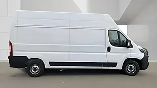 Used 2025 Peugeot Boxer - Interior and Exterior details 6