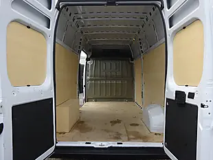 Used 2025 Peugeot Boxer Professional 35 L3 H3 (lwb) White - Interior and Exterior details 12