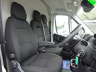 Used 2025 Peugeot Boxer Professional 35 L3 H3 (lwb) White - Interior and Exterior details 13