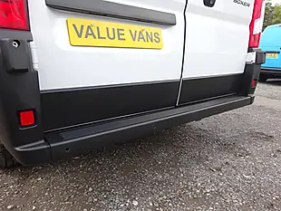 Used 2025 Peugeot Boxer Professional 35 L3 H3 (lwb) White - Interior and Exterior details 17