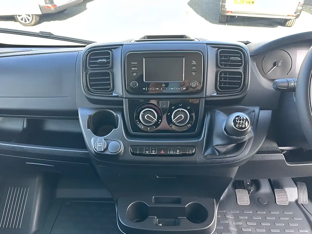 Used 2025 Peugeot Boxer Professional White - Interior and Exterior details 13