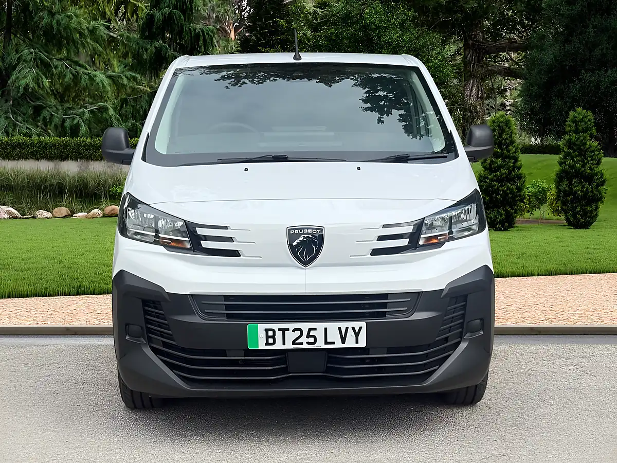 Used 2025 Peugeot E-Expert Professional Long Panel Van White - Interior and Exterior details 10