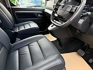 Used 2025 Peugeot E-Traveller Allure Standard Cumulus Grey - Interior and Exterior details 16