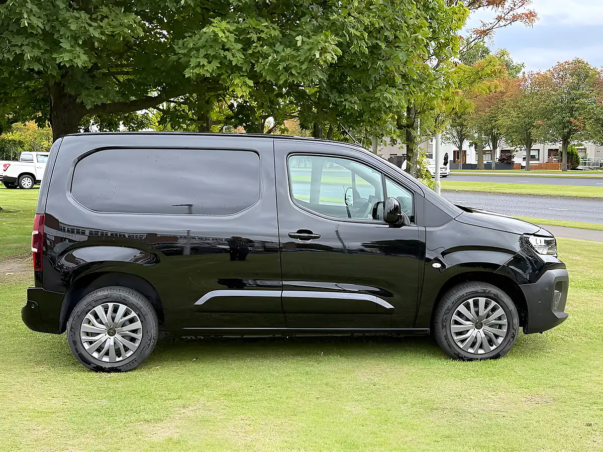 Used 2025 Peugeot Partner Asphalt Standard Panel Van Black - Interior and Exterior details 6