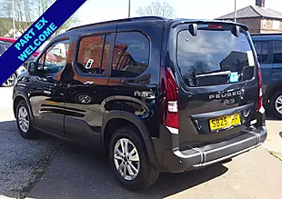 Used 2025 Peugeot Rifter Allure Black - Interior and Exterior details 13