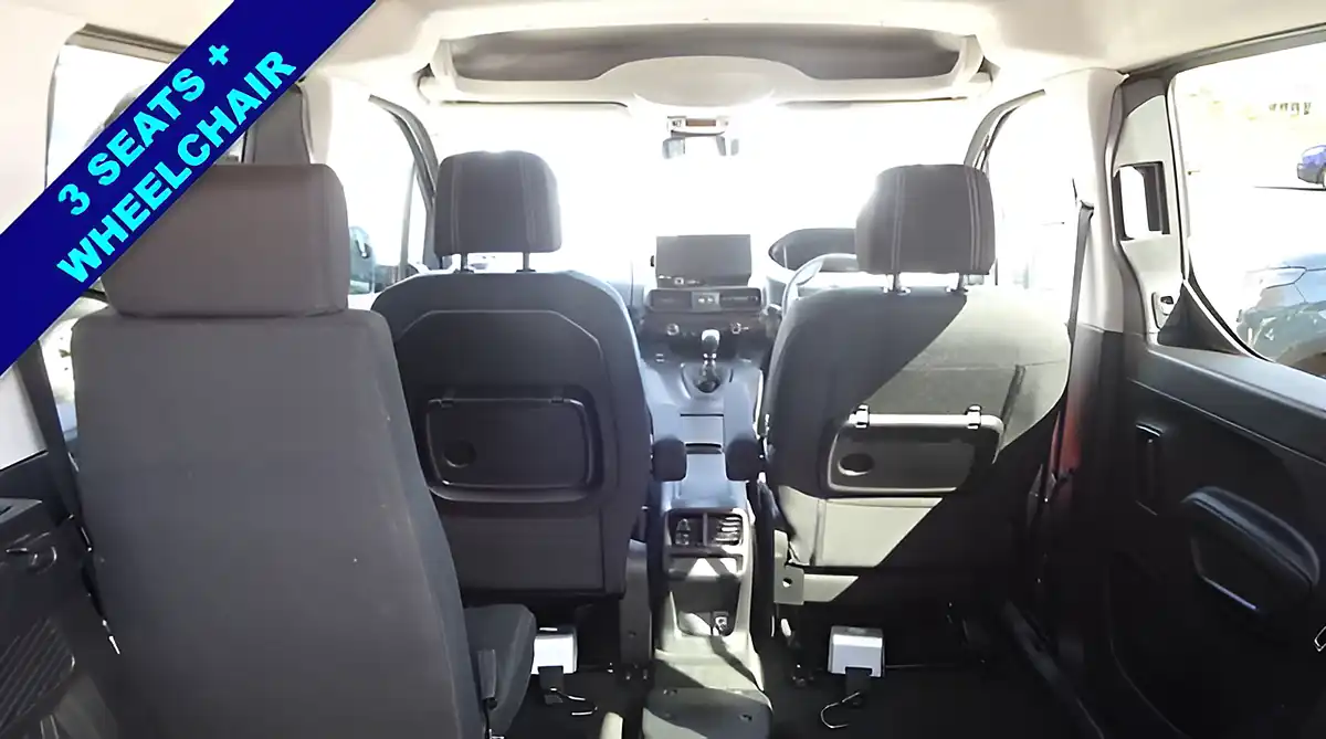 Used 2025 Peugeot Rifter Allure Black - Interior and Exterior details 2