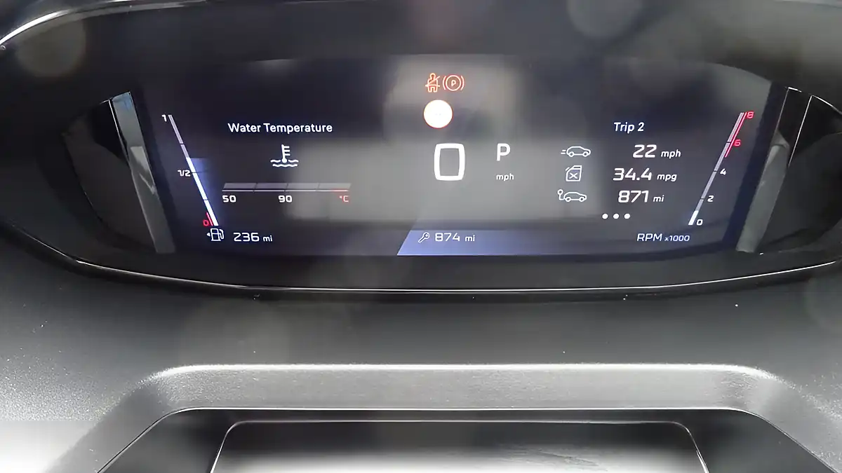Used 2025 Peugeot Rifter GT Blue - Interior and Exterior details 20