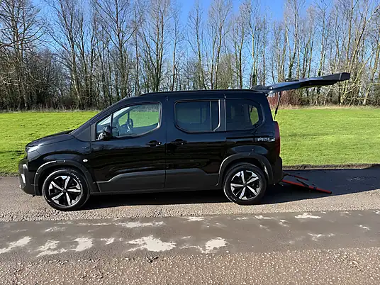 2025 Peugeot Rifter Horizon EAT8