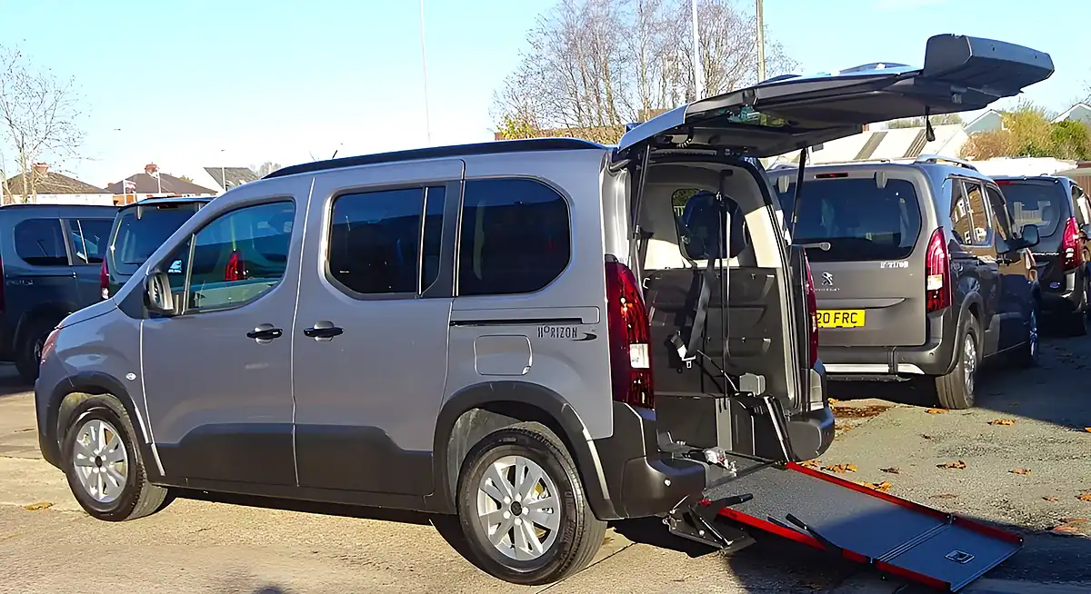 Used 2025 Peugeot Rifter Wheelchair Access Wav Grey - Interior and Exterior details 18