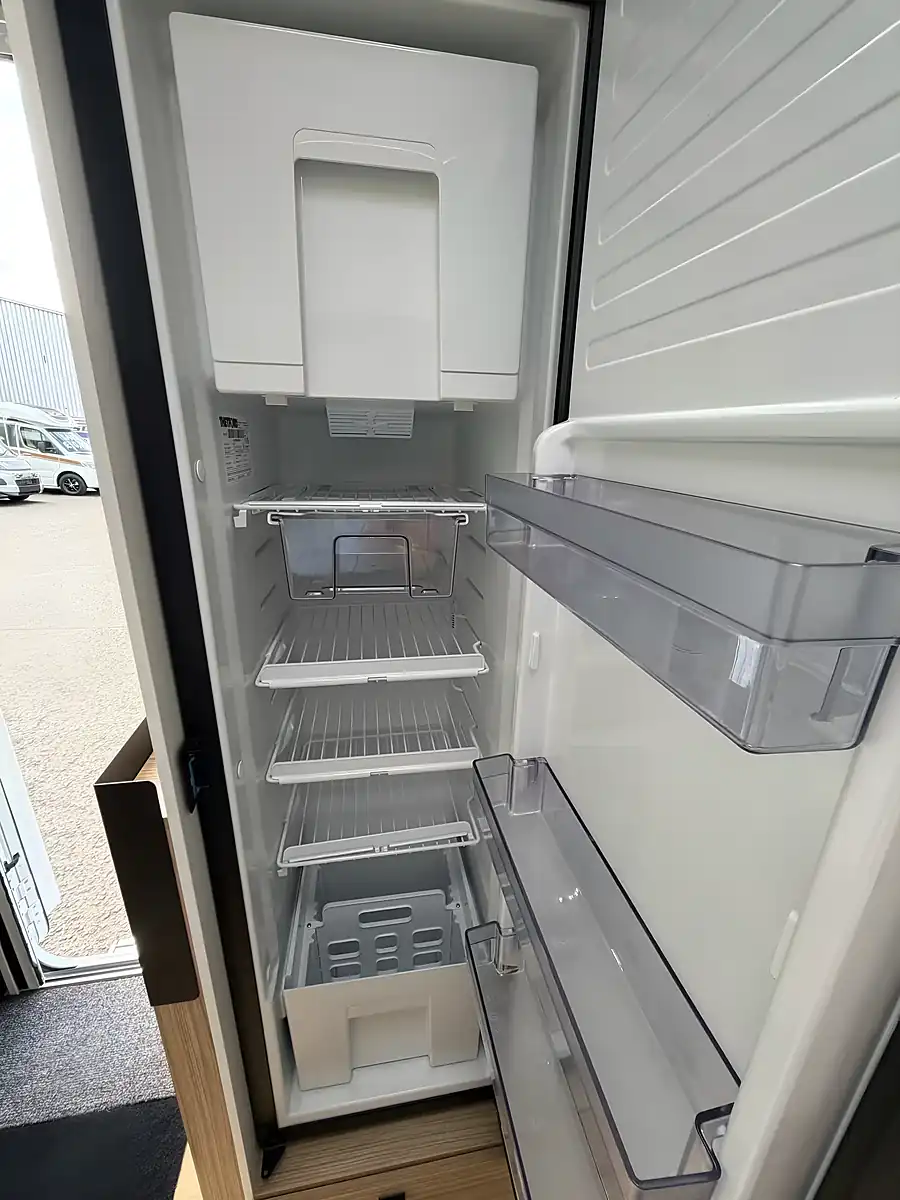Used 2025 Pilote P720FGJ Selection - Interior and Exterior details 19