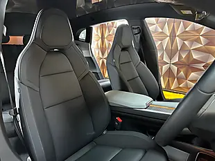 Used 2025 Polestar Polestar 4 Long Range Plus Grey - Interior and Exterior details 11