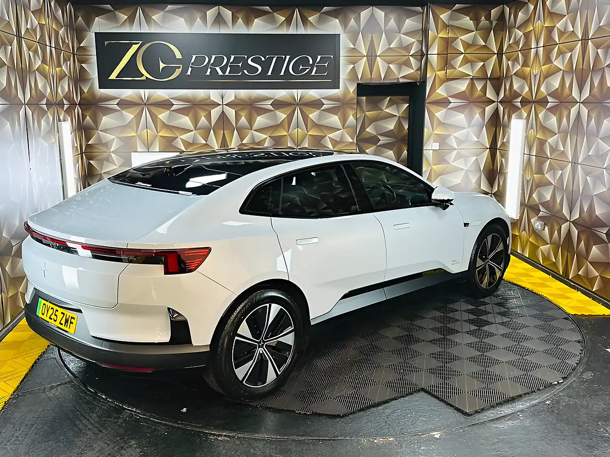 Used 2025 Polestar Polestar 4 Long Range Plus Grey - Interior and Exterior details 6