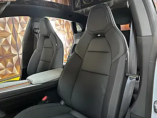 Used 2025 Polestar Polestar 4 Long Range Plus Grey - Interior and Exterior details 9