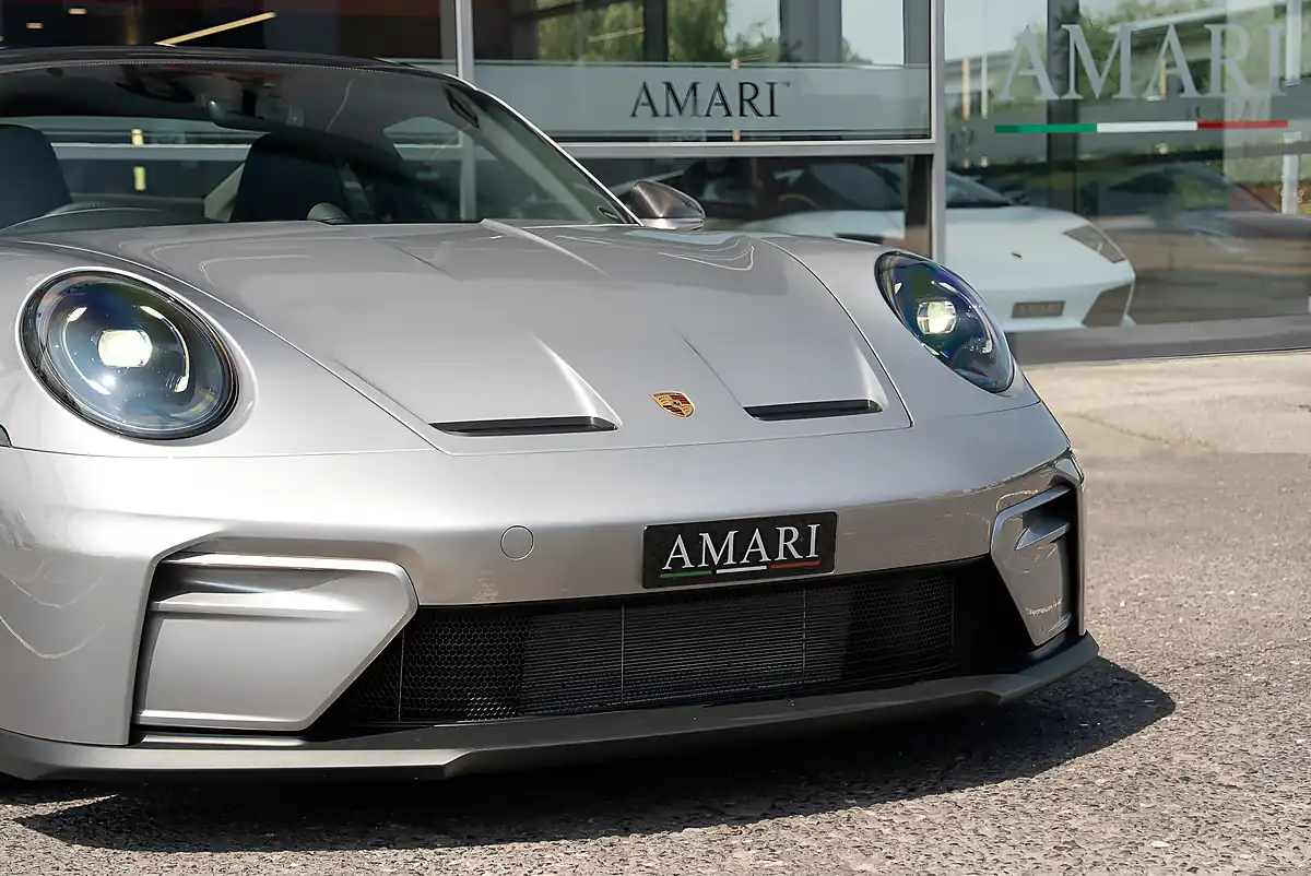 Used 2025 Porsche 911 992.2 GT3 Touring GT Silver Metallic - Interior and Exterior details 16