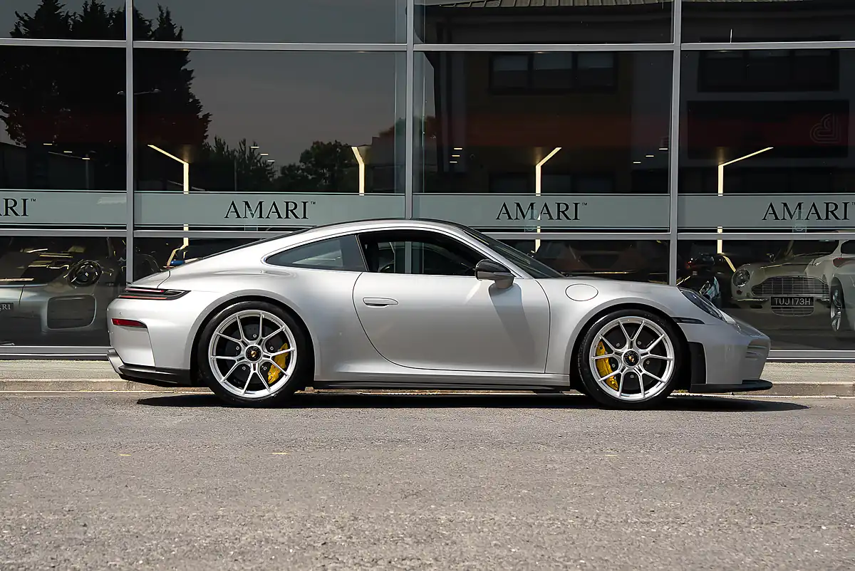 Used 2025 Porsche 911 992.2 GT3 Touring GT Silver Metallic - Interior and Exterior details 2