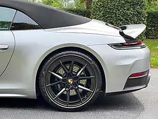 Used 2025 Porsche 911 Carrera Convertible Silver - Interior and Exterior details 12