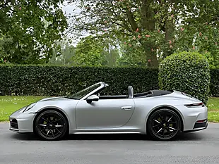 Used 2025 Porsche 911 Carrera Convertible Silver - Interior and Exterior details 3