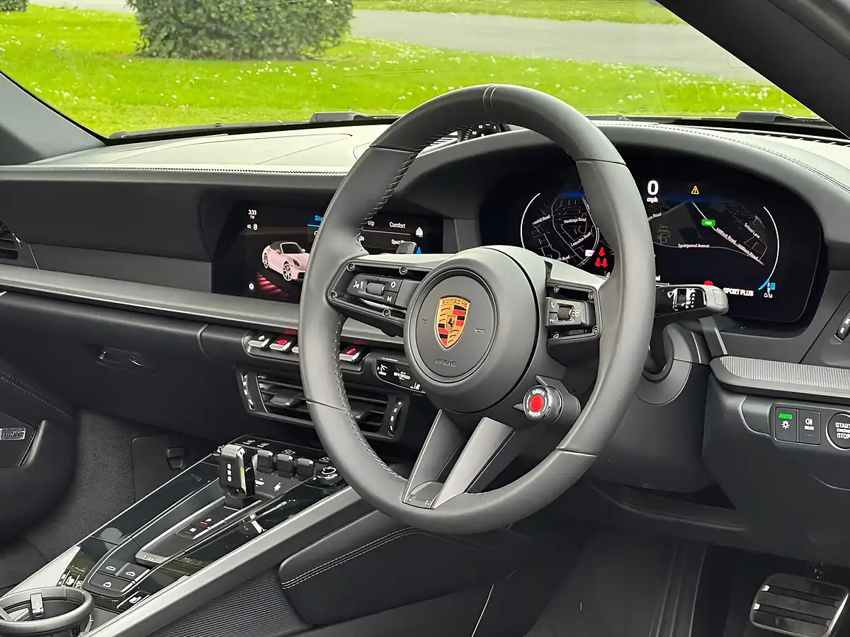 Used 2025 Porsche 911 Carrera Convertible Silver - Interior and Exterior details 4