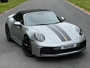 Used 2025 Porsche 911 Carrera Convertible Silver - Interior and Exterior details 7