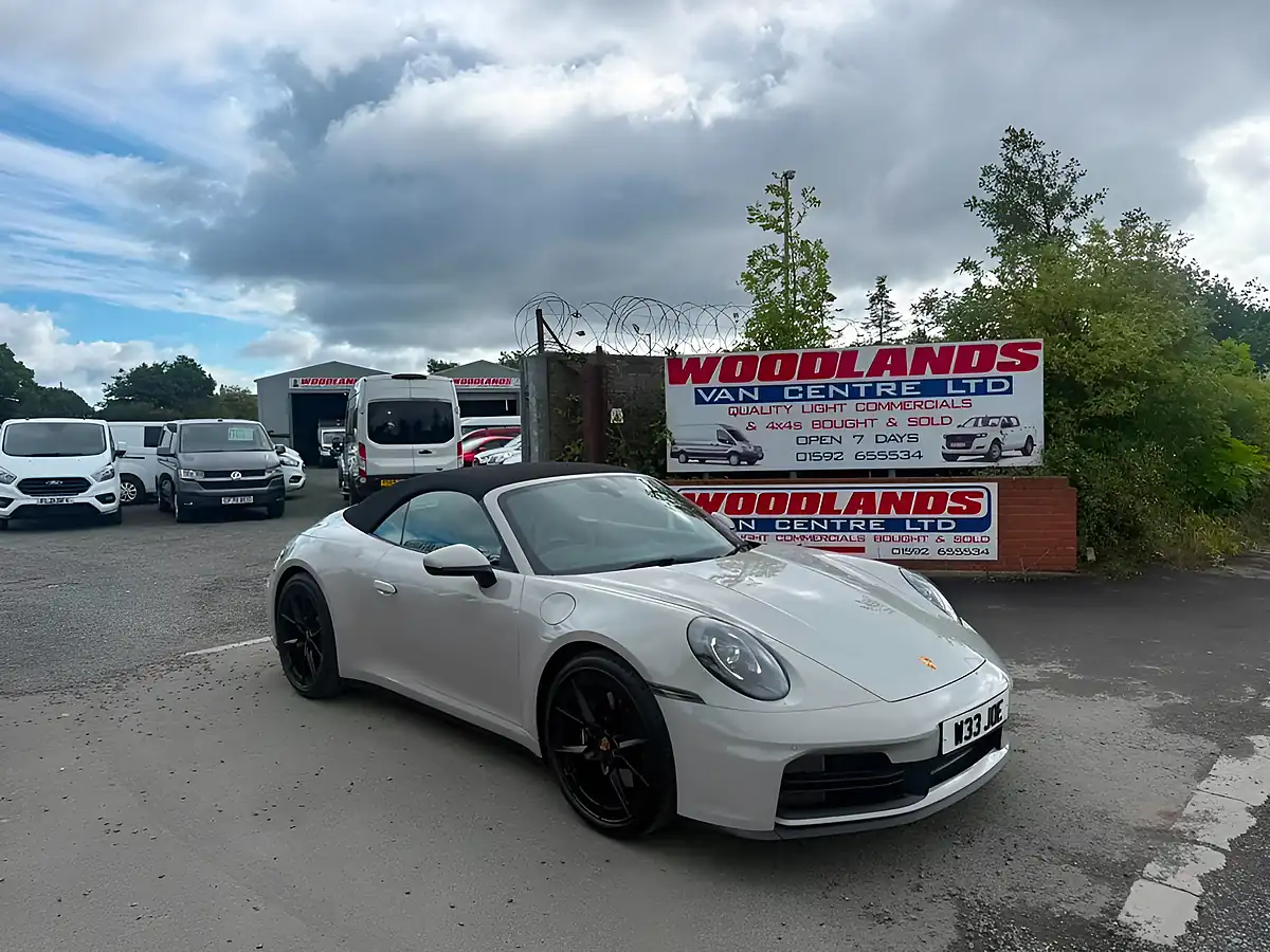 Used 2025 Porsche 911 Carrera Grey - Front View