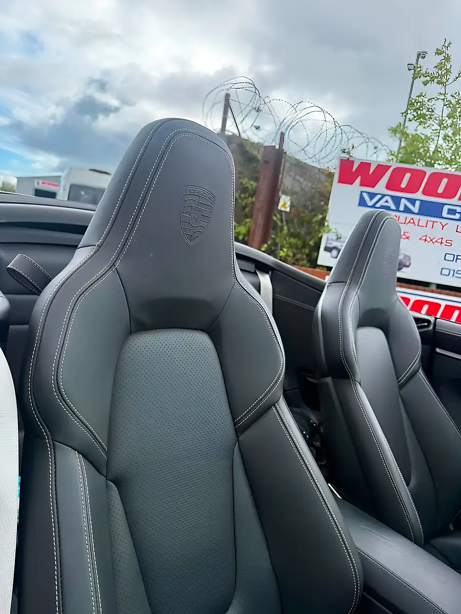 Used 2025 Porsche 911 Carrera Grey - Interior and Exterior details 10