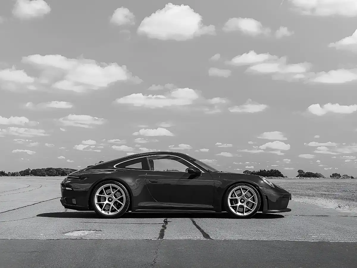 Used 2025 Porsche 911 GT3 Touring Jet Black - Interior and Exterior details 3