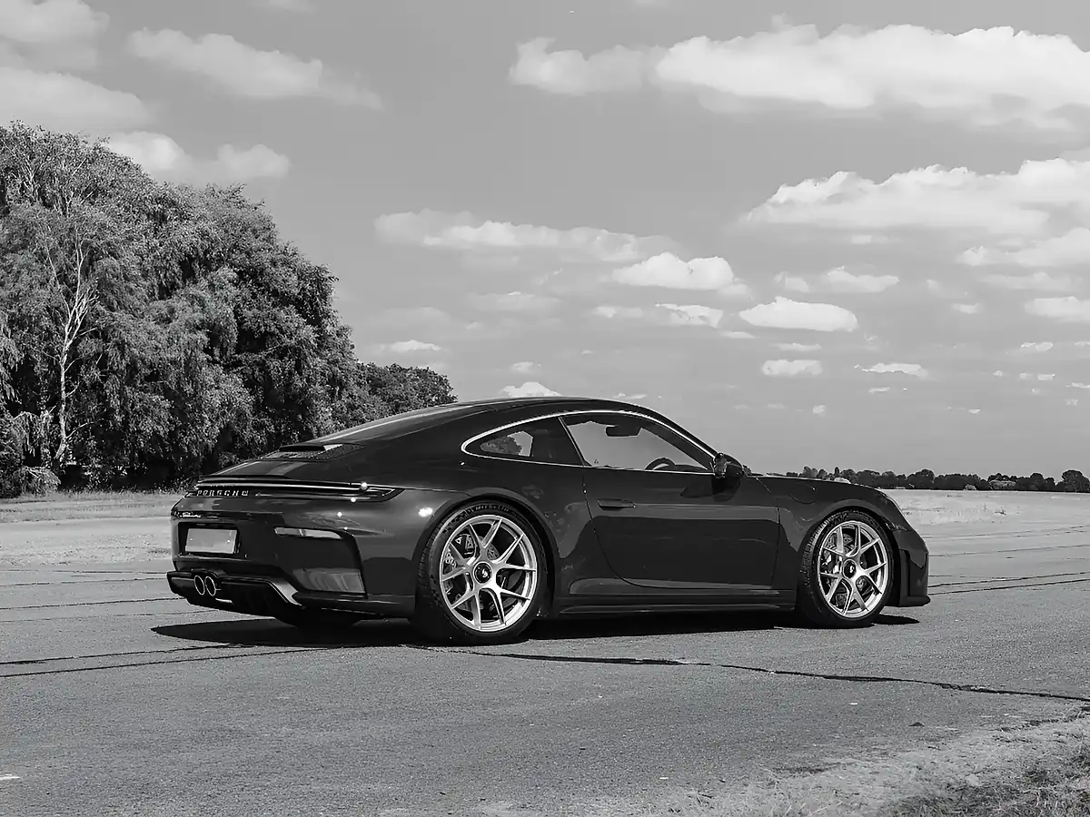 Used 2025 Porsche 911 GT3 Touring Jet Black - Interior and Exterior details 6